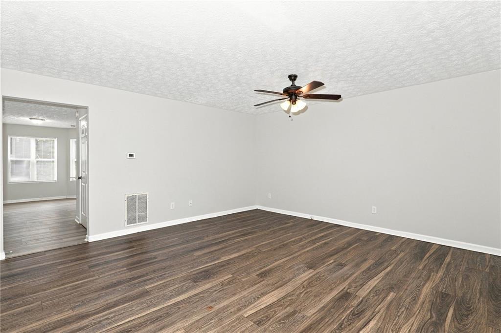2002 Grove Way Hampton, GA 30228 - Photo 6 of 19 Gallery Image 6
