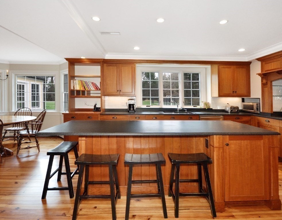 335 Westford Road Concord, MA 01742 - Photo 8 of 41