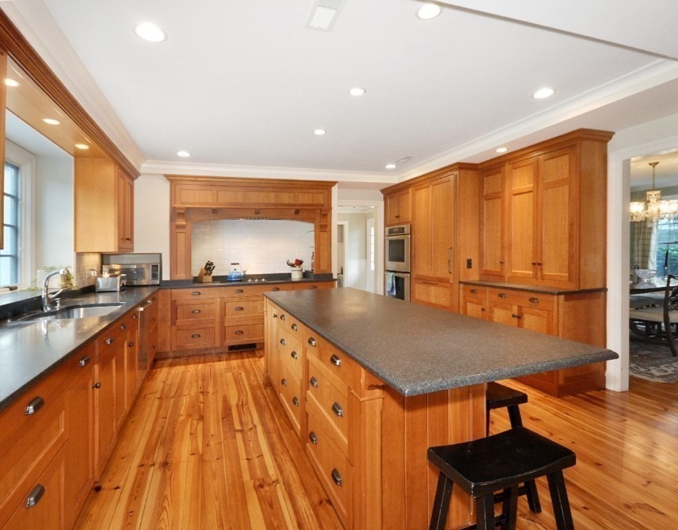 335 Westford Road Concord, MA 01742 - Photo 9 of 41