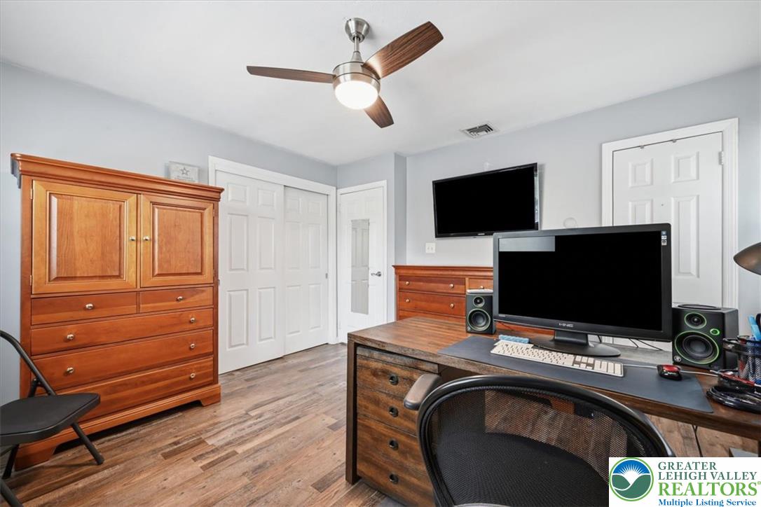 1928 Woodbury Road Bethlehem, PA 18017 - Photo 32 of 89