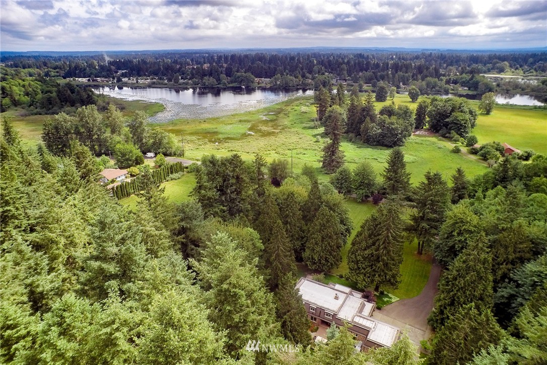 2727 Wiggins Road Southeast Olympia, WA 98501 - Photo 2 of 25 Gallery Image 2
