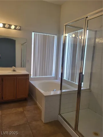 $1,945 | 7928 Nookfield Drive, Las Vegas, NV 89147