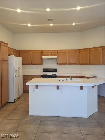 $1,945 | 7928 Nookfield Drive, Las Vegas, NV 89147