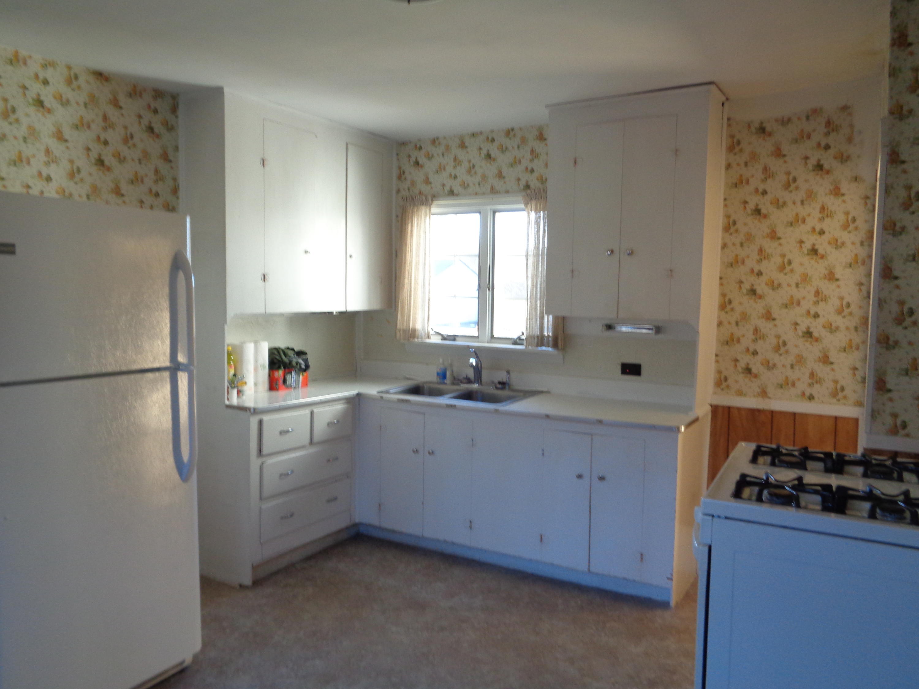 520 Gardiner Road Dresden, ME 04342 - Photo 13 of 19 kitchen