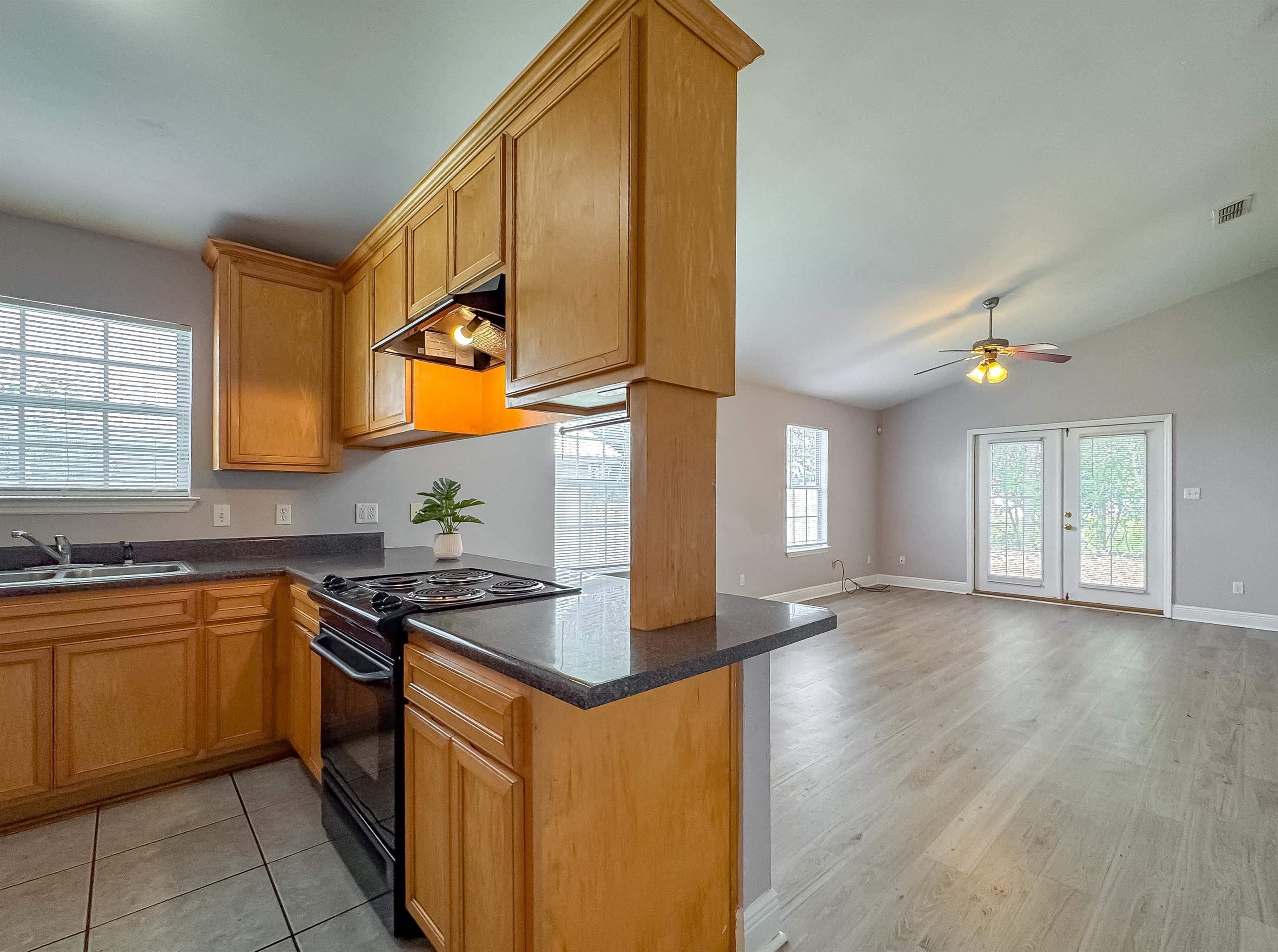 3578 Jim Lee Road Tallahassee, FL 32301 - Photo 15 of 28