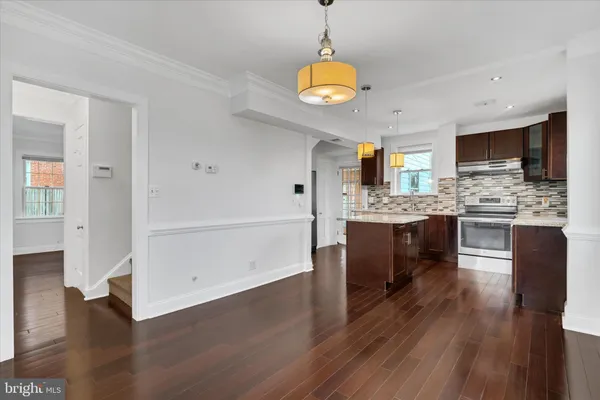 $3,000 | 1002 Chillum Road, Hyattsville, MD 20782