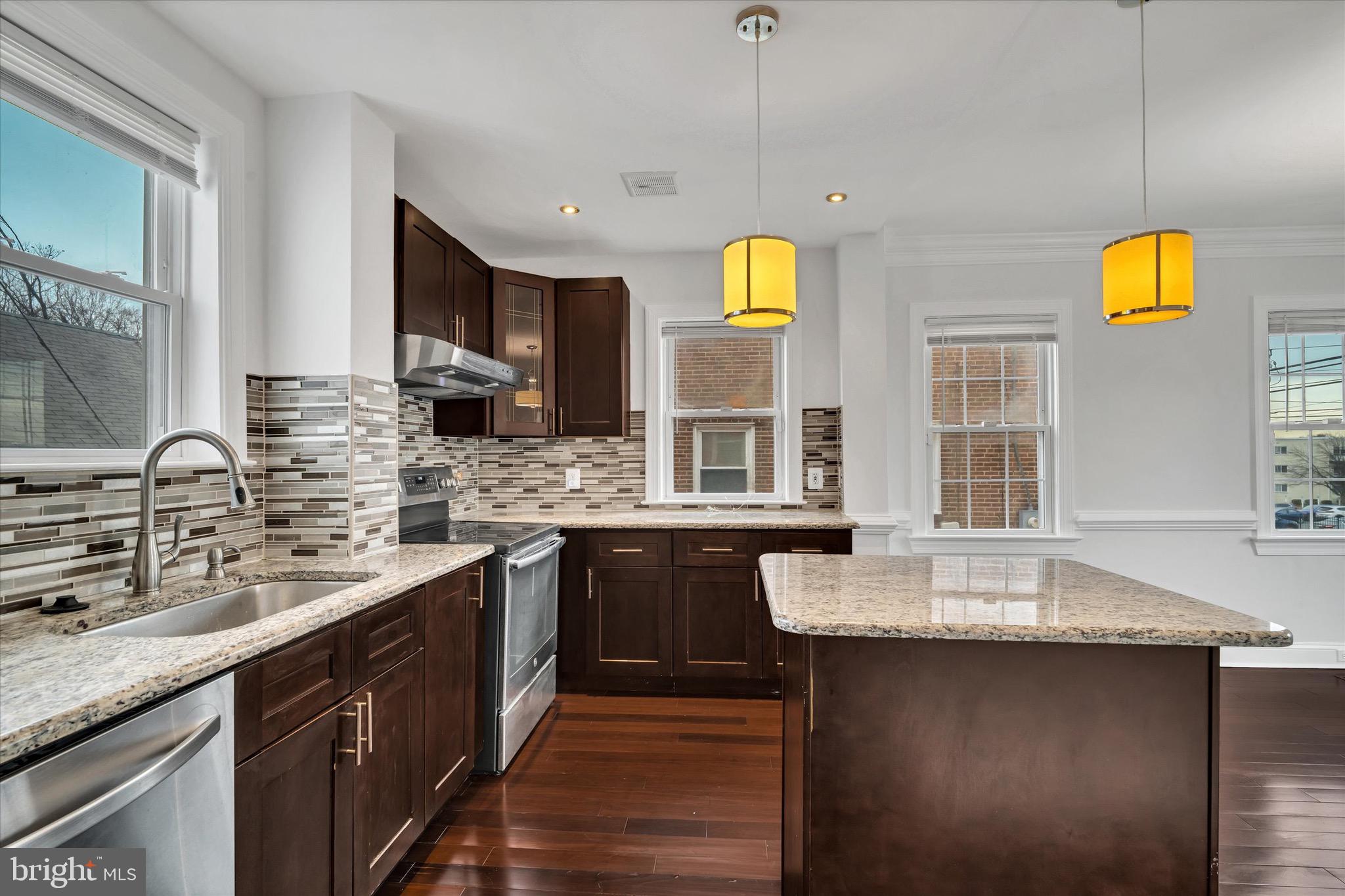 1002 Chillum Road Hyattsville, MD 20782 - Photo 16 of 45