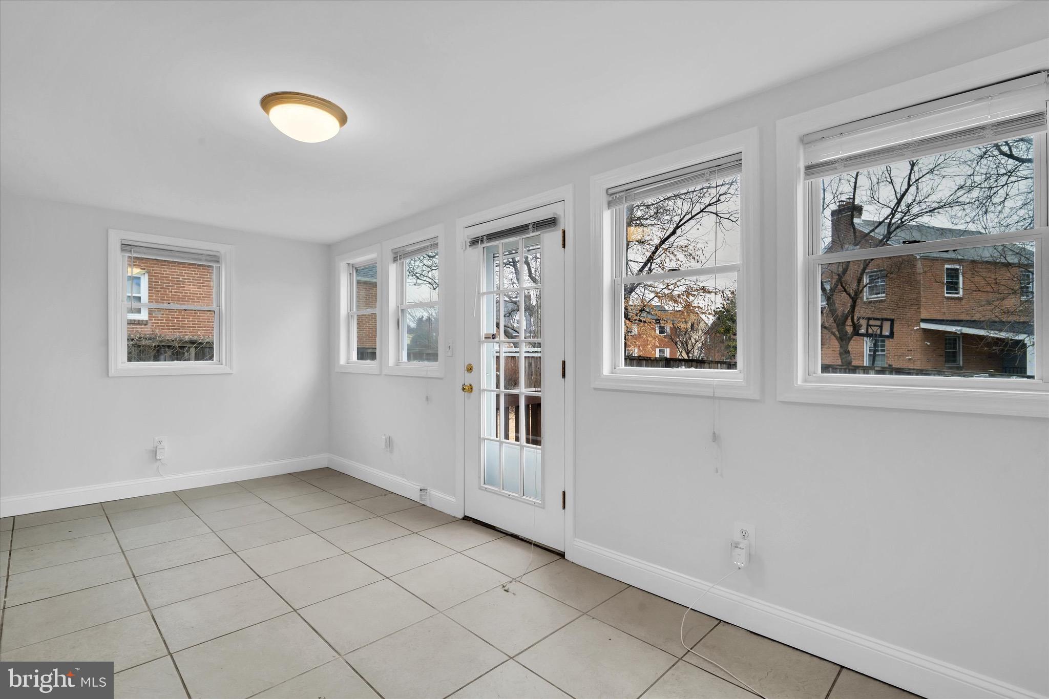 1002 Chillum Road Hyattsville, MD 20782 - Photo 19 of 45