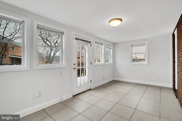 $3,000 | 1002 Chillum Road, Hyattsville, MD 20782