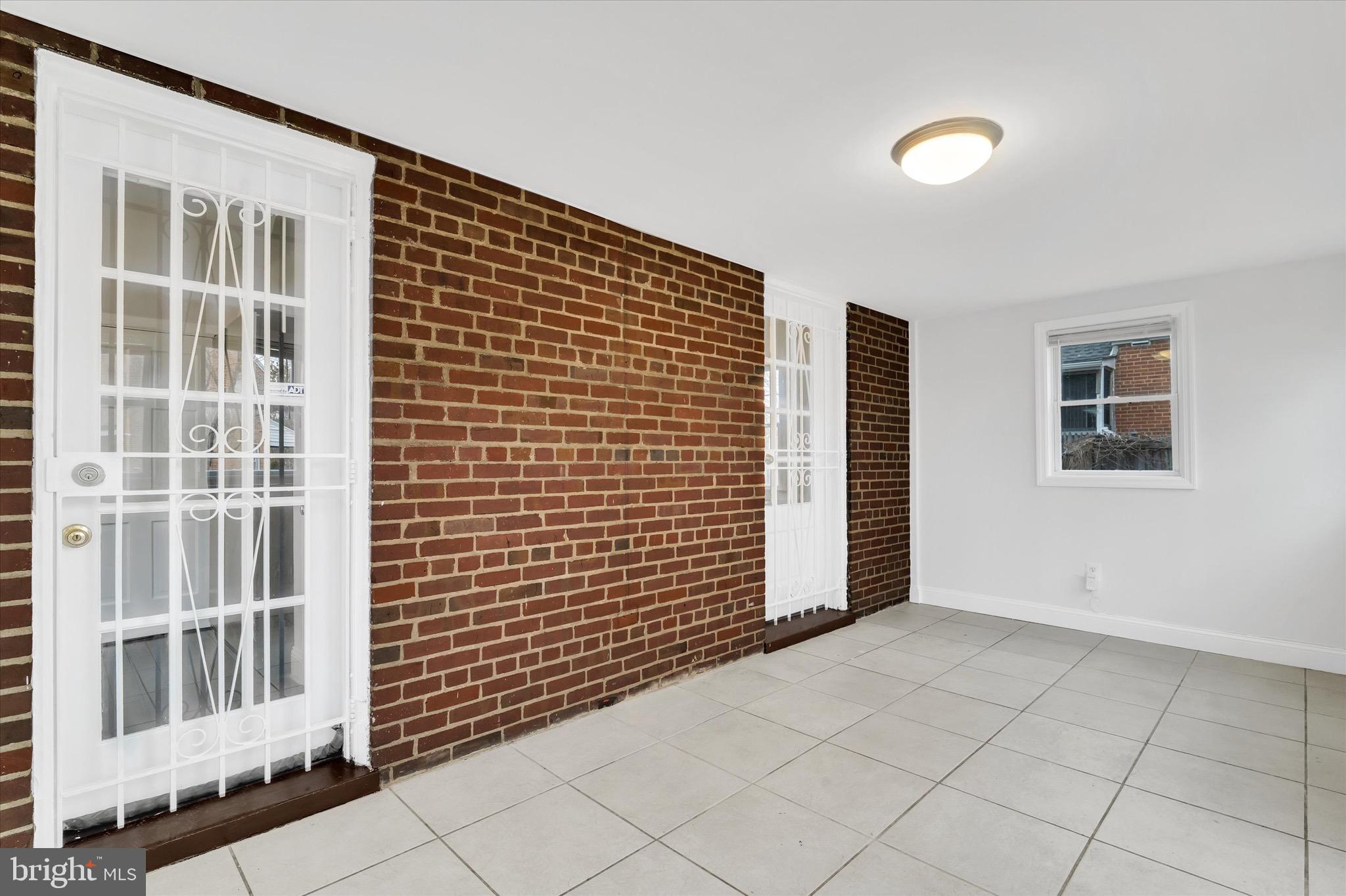 1002 Chillum Road Hyattsville, MD 20782 - Photo 22 of 45