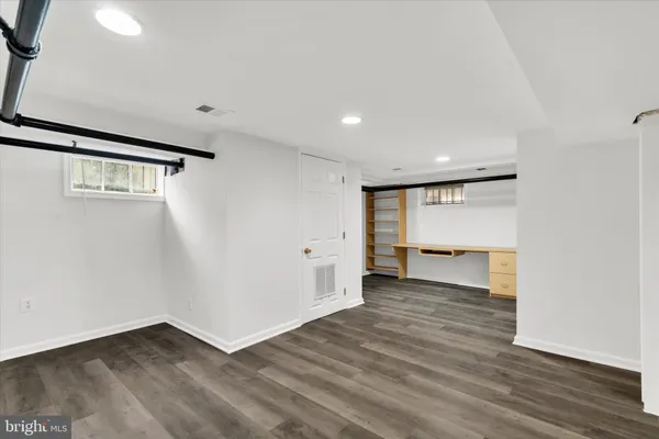 $3,000 | 1002 Chillum Road, Hyattsville, MD 20782