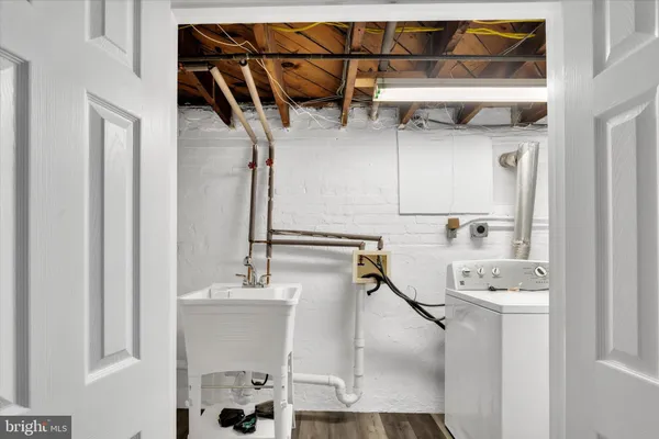 $3,000 | 1002 Chillum Road, Hyattsville, MD 20782