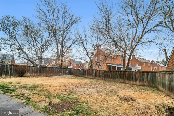 $3,000 | 1002 Chillum Road, Hyattsville, MD 20782