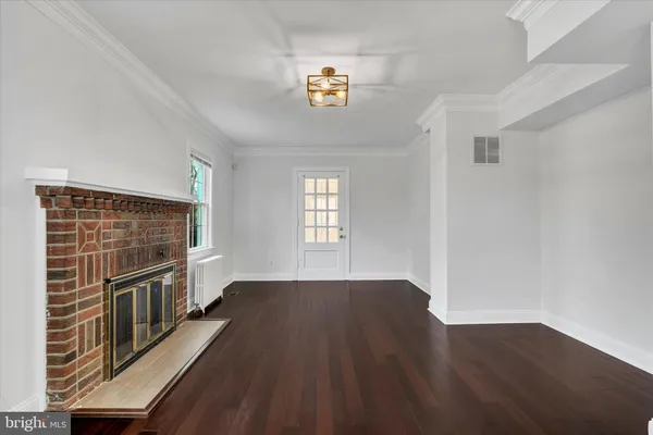 $3,000 | 1002 Chillum Road, Hyattsville, MD 20782