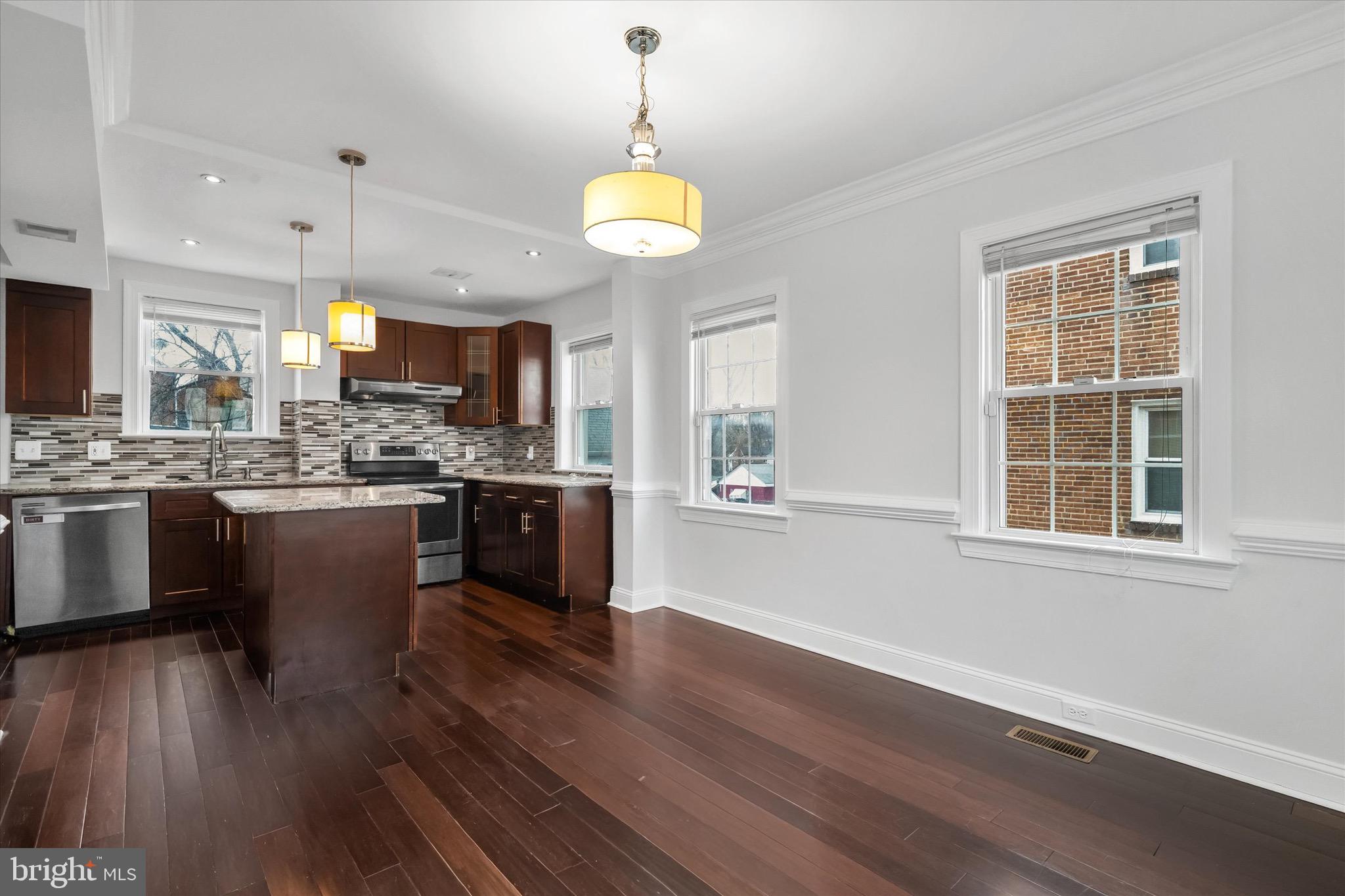 1002 Chillum Road Hyattsville, MD 20782 - Photo 10 of 45