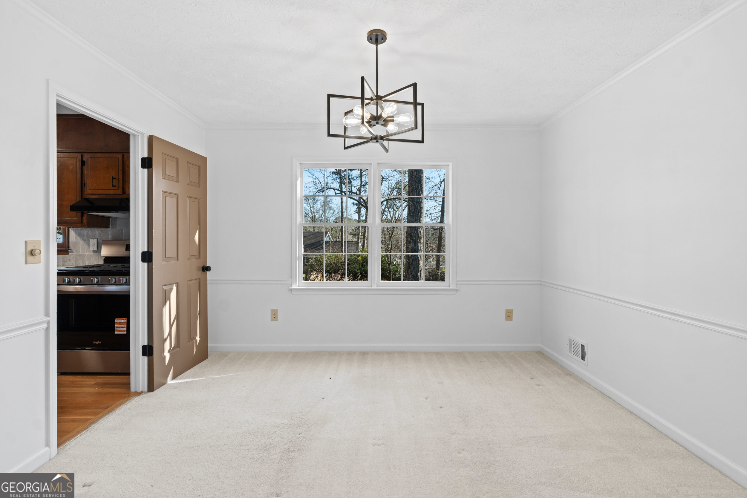 4566 Brandon Drive Southwest Lilburn, GA 30047 - Photo 11 of 29