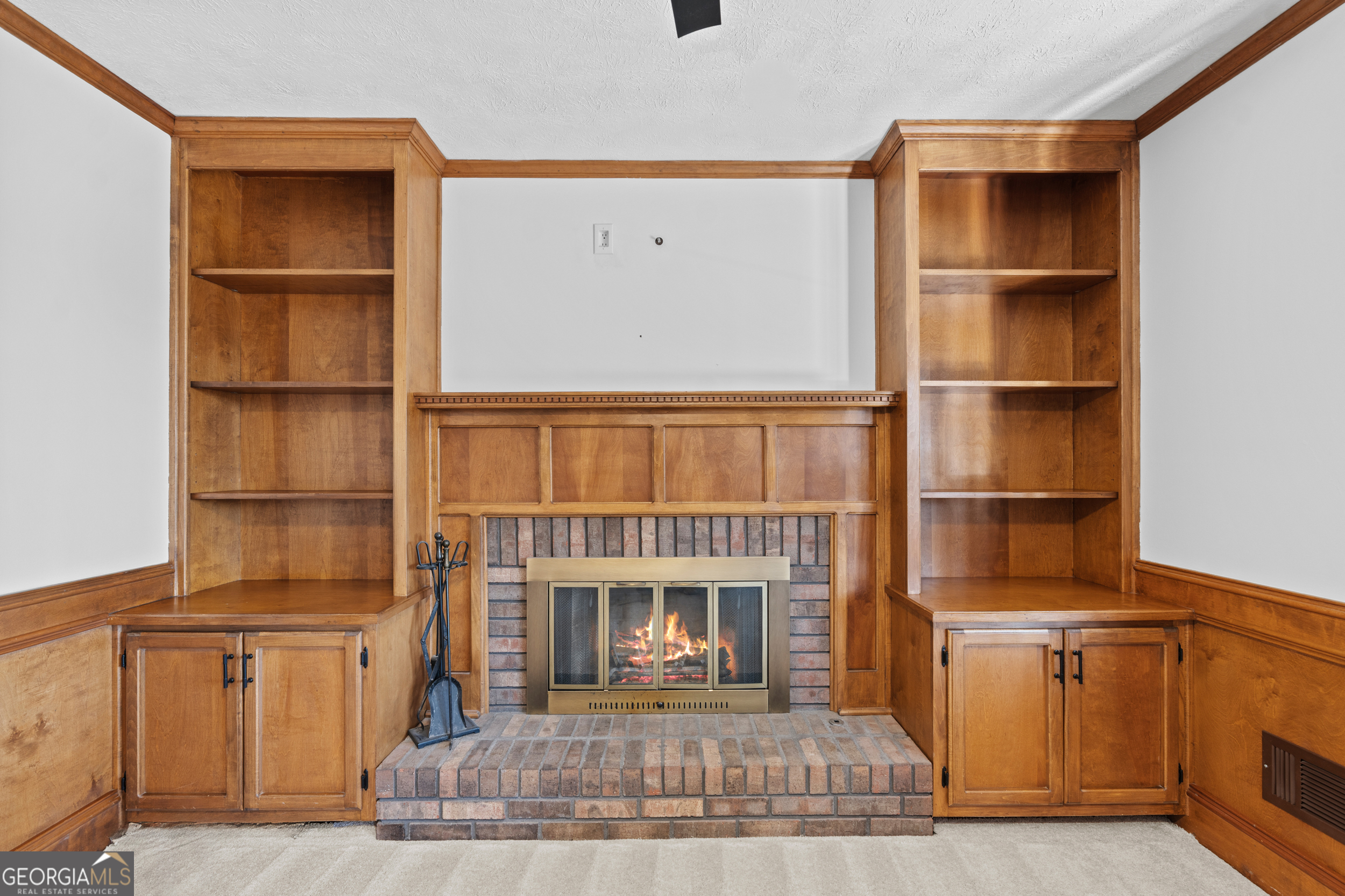 4566 Brandon Drive Southwest Lilburn, GA 30047 - Photo 3 of 29