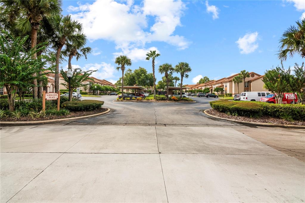 4807 Normandy Place, Unit 202 Orlando, FL 32811 - Photo 31 of 36