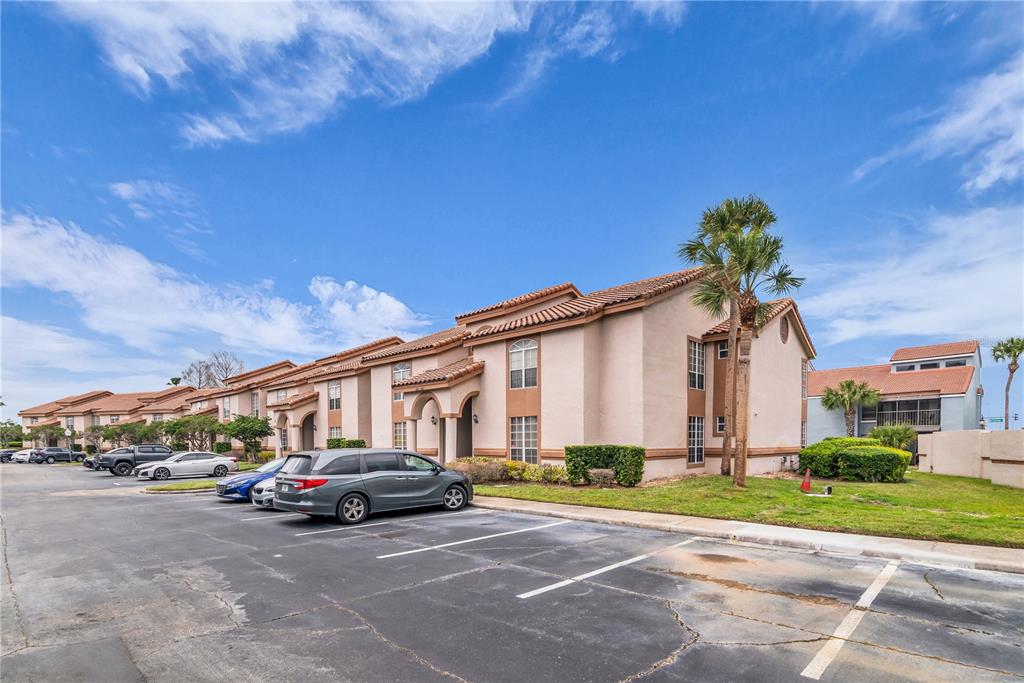 4807 Normandy Place, Unit 202 Orlando, FL 32811 - Photo 4 of 36