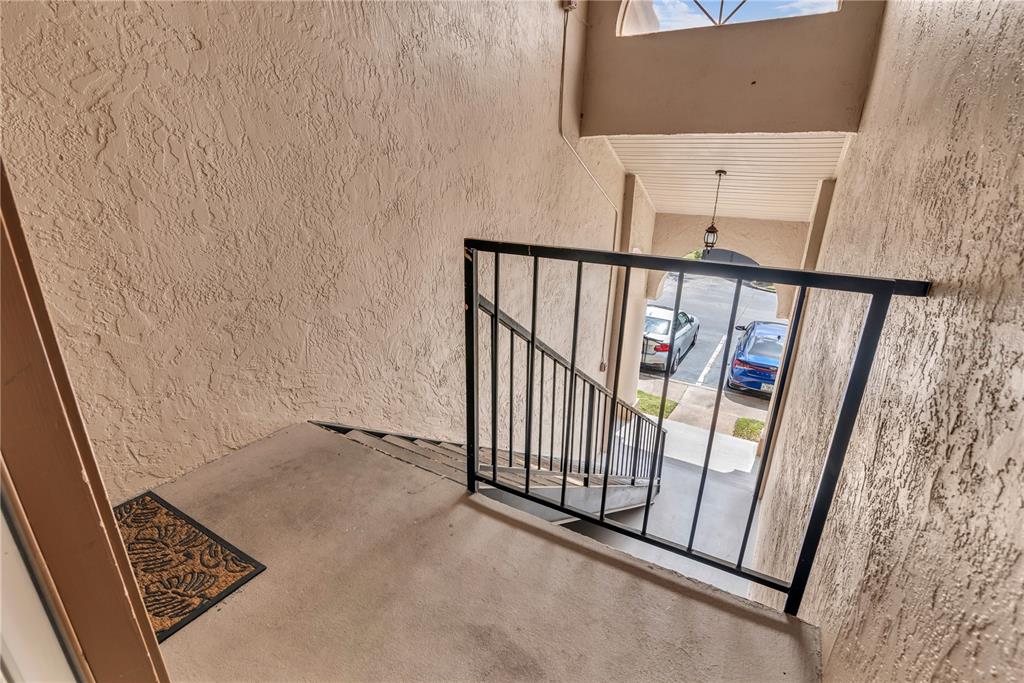 4807 Normandy Place, Unit 202 Orlando, FL 32811 - Photo 6 of 36
