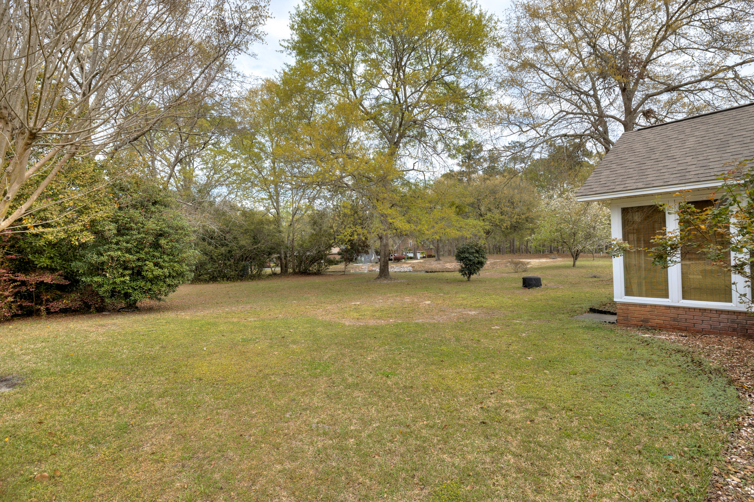 105 Oakview Circle Manning, SC 29102 - Photo 31 of 57