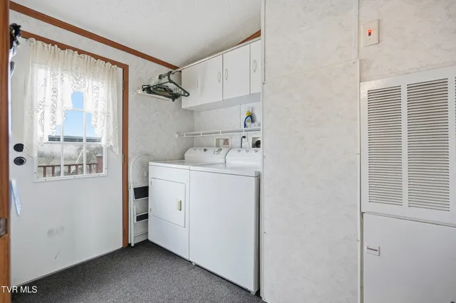 $199,995 | 490 Courthouse Drive, Castlewood, VA 24224