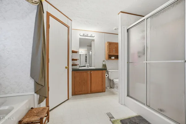 $190,000 | 490 Courthouse Drive, Castlewood, VA 24224