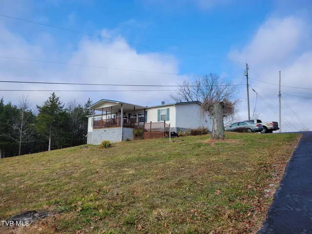 $199,995 | 490 Courthouse Drive, Castlewood, VA 24224