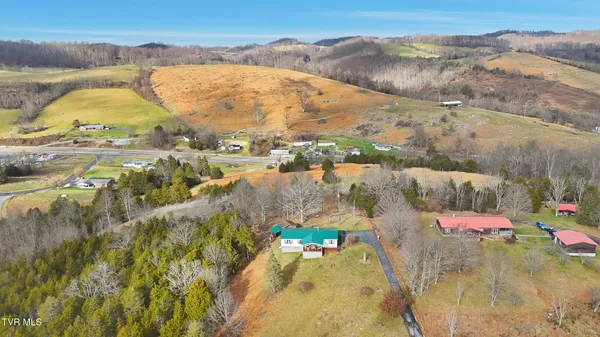 $190,000 | 490 Courthouse Drive, Castlewood, VA 24224