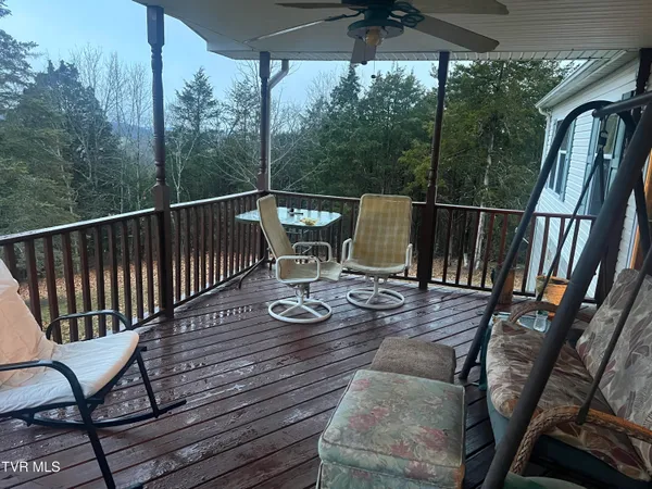 $190,000 | 490 Courthouse Drive, Castlewood, VA 24224