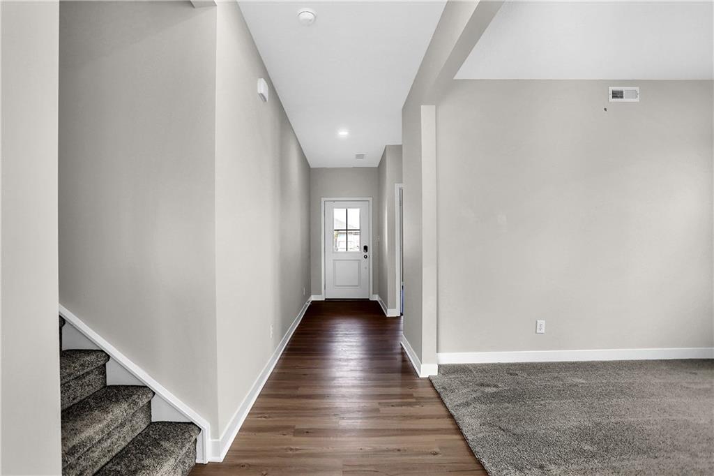 8821 Winton Place Pendleton, IN 46064 - Photo 4 of 43