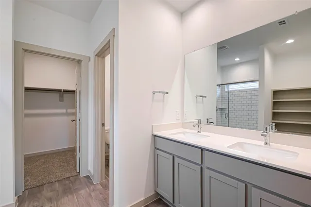 $2,650 | 250 John House Lane, Rosharon, TX 77583