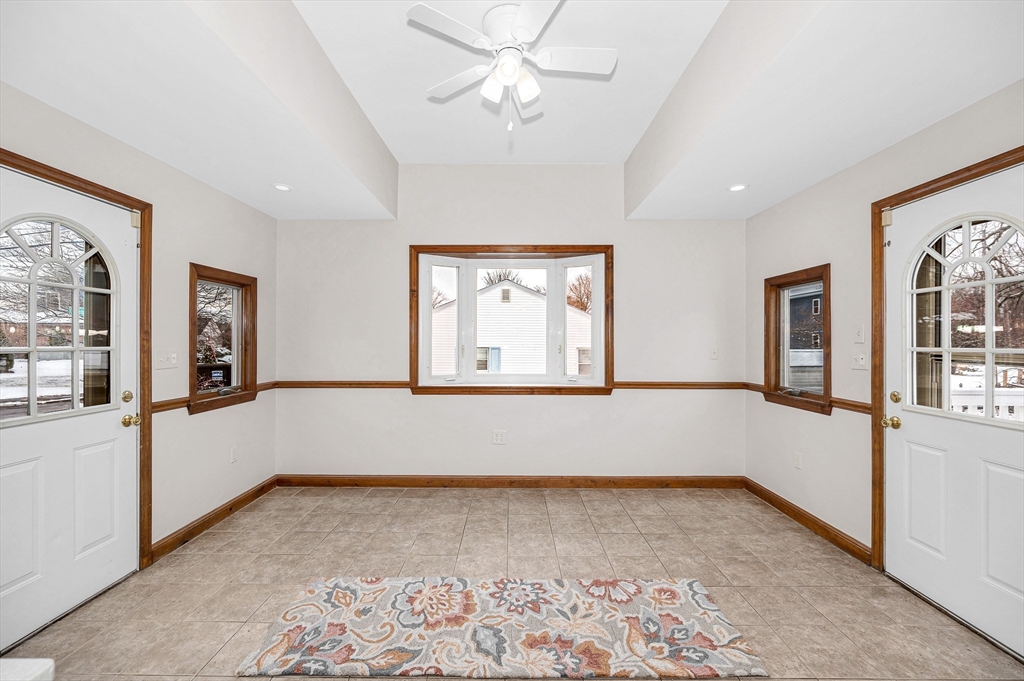 90 Chamberlain Street Lowell, MA 01852 - Photo 6 of 35