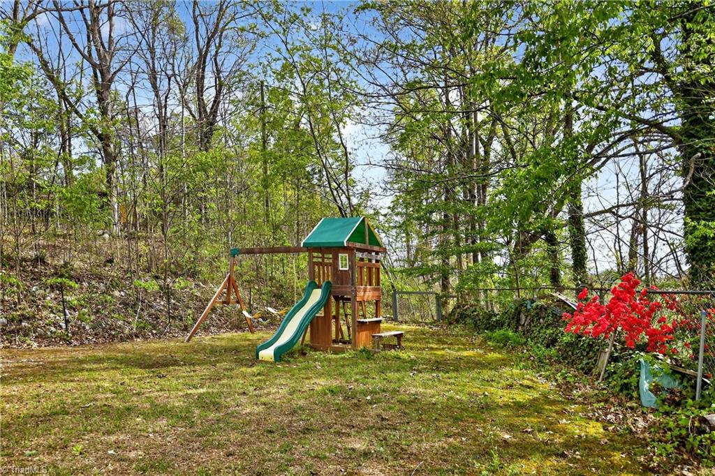 82 Landis Road Marion, NC 28752 - Photo 42 of 50