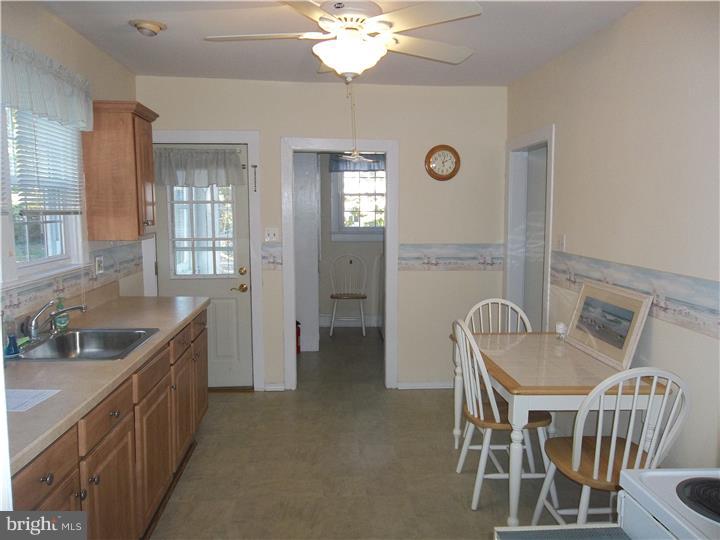 322 Palmer Street Riverside, NJ 08075 - Photo 8 of 18