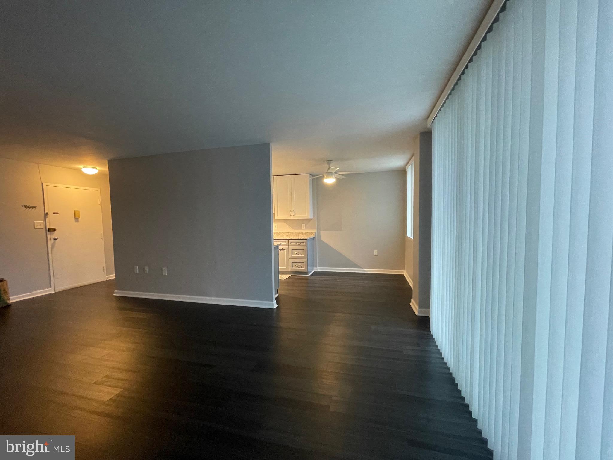3245 Rio Drive, Unit 709 Falls Church, VA 22041 - Photo 7 of 19 Living Room