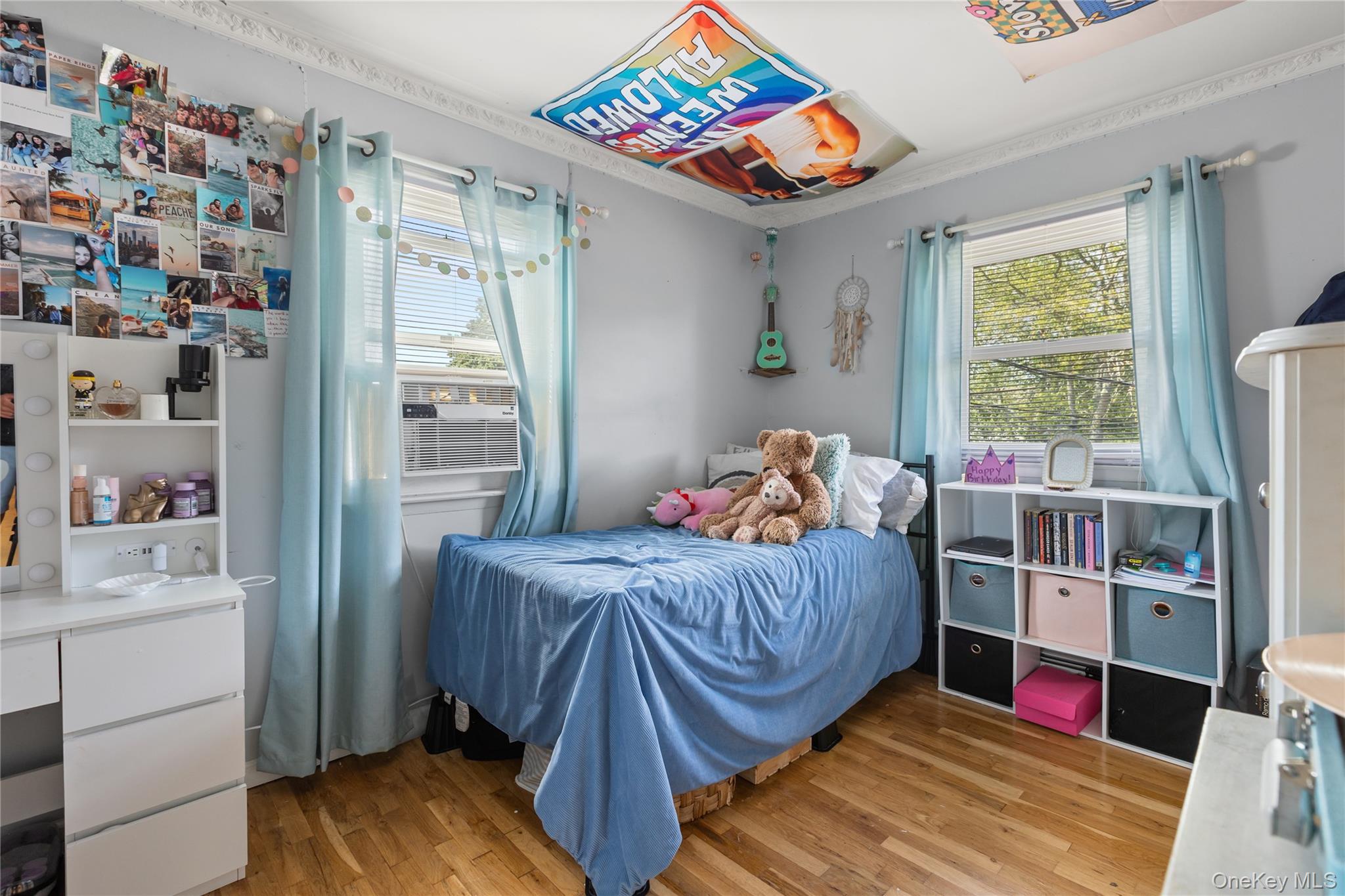 116 Cross Road Oakdale, NY 11769 - Photo 12 of 26 a bedroom with a bed and a window