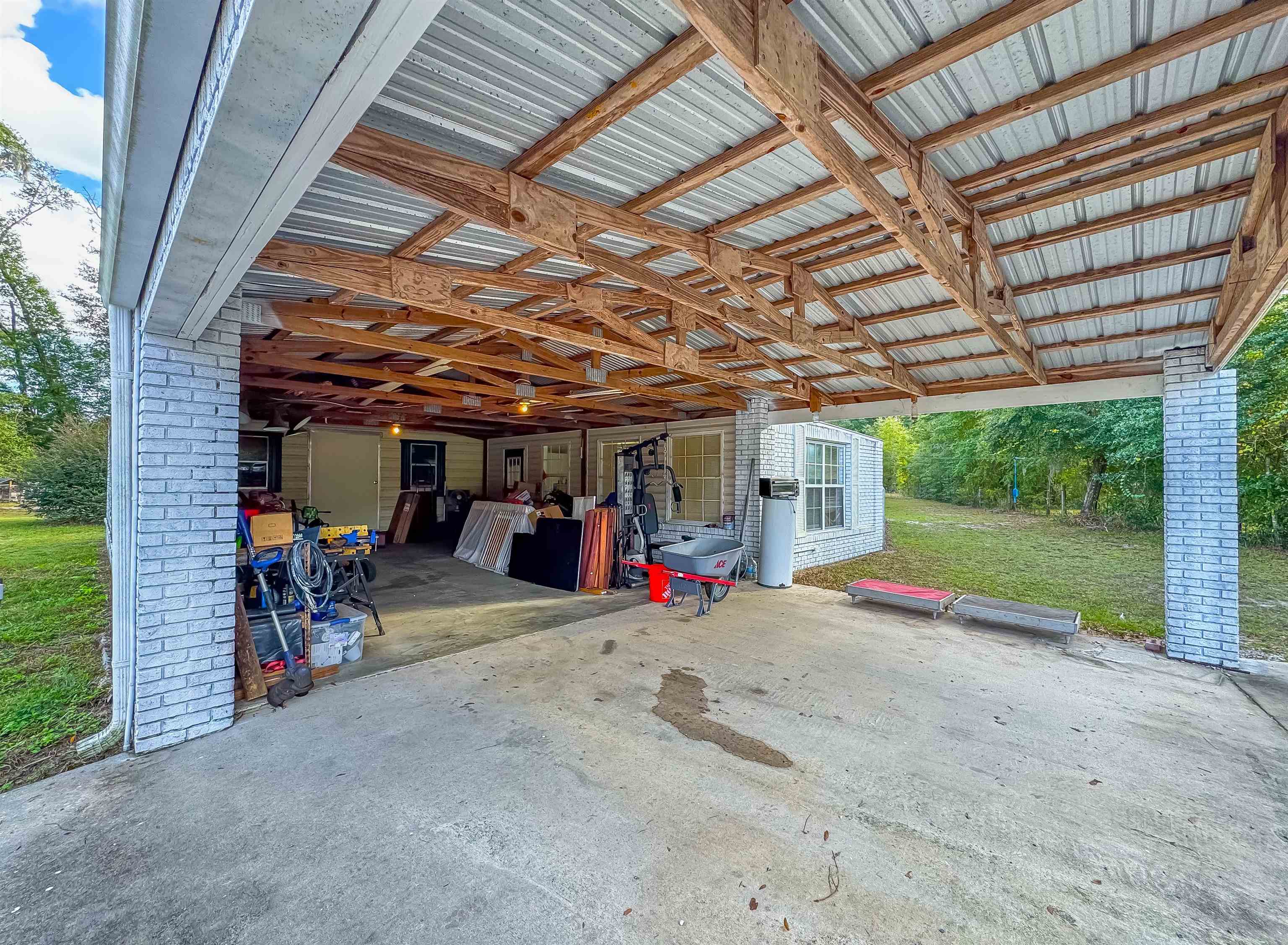 11325 Faircloth Road Bristol, FL 32321 - Photo 2 of 42 Gallery Image 2