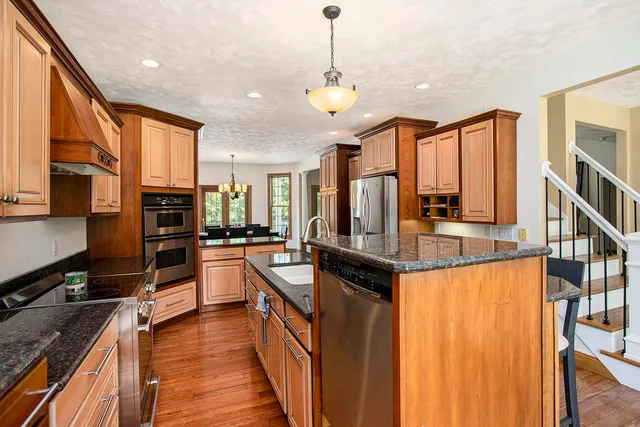 $699,000 | 13028 Harper Crossing, Battle Creek, MI 49014