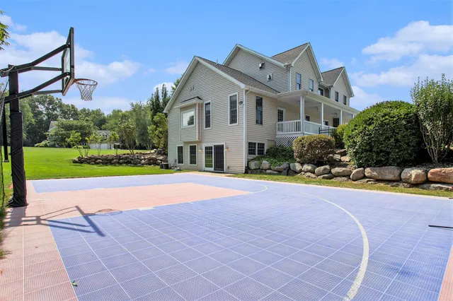 $699,000 | 13028 Harper Crossing, Battle Creek, MI 49014