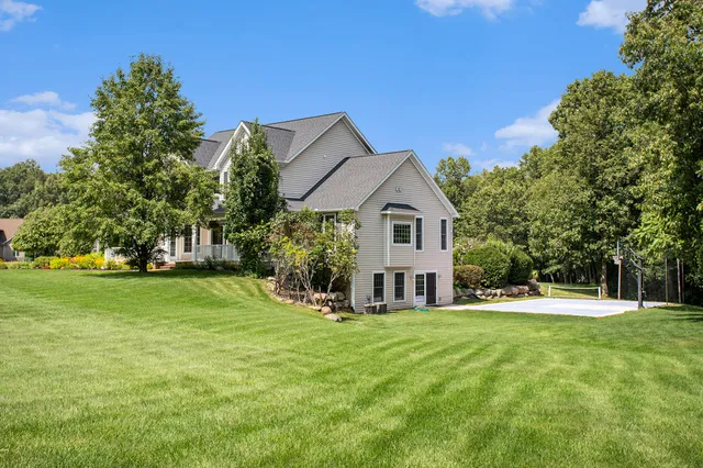 $699,000 | 13028 Harper Crossing, Battle Creek, MI 49014