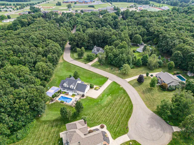 $699,000 | 13028 Harper Crossing, Battle Creek, MI 49014