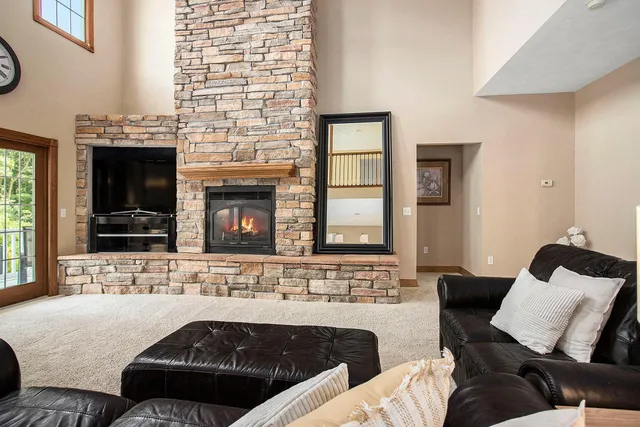 $699,000 | 13028 Harper Crossing, Battle Creek, MI 49014