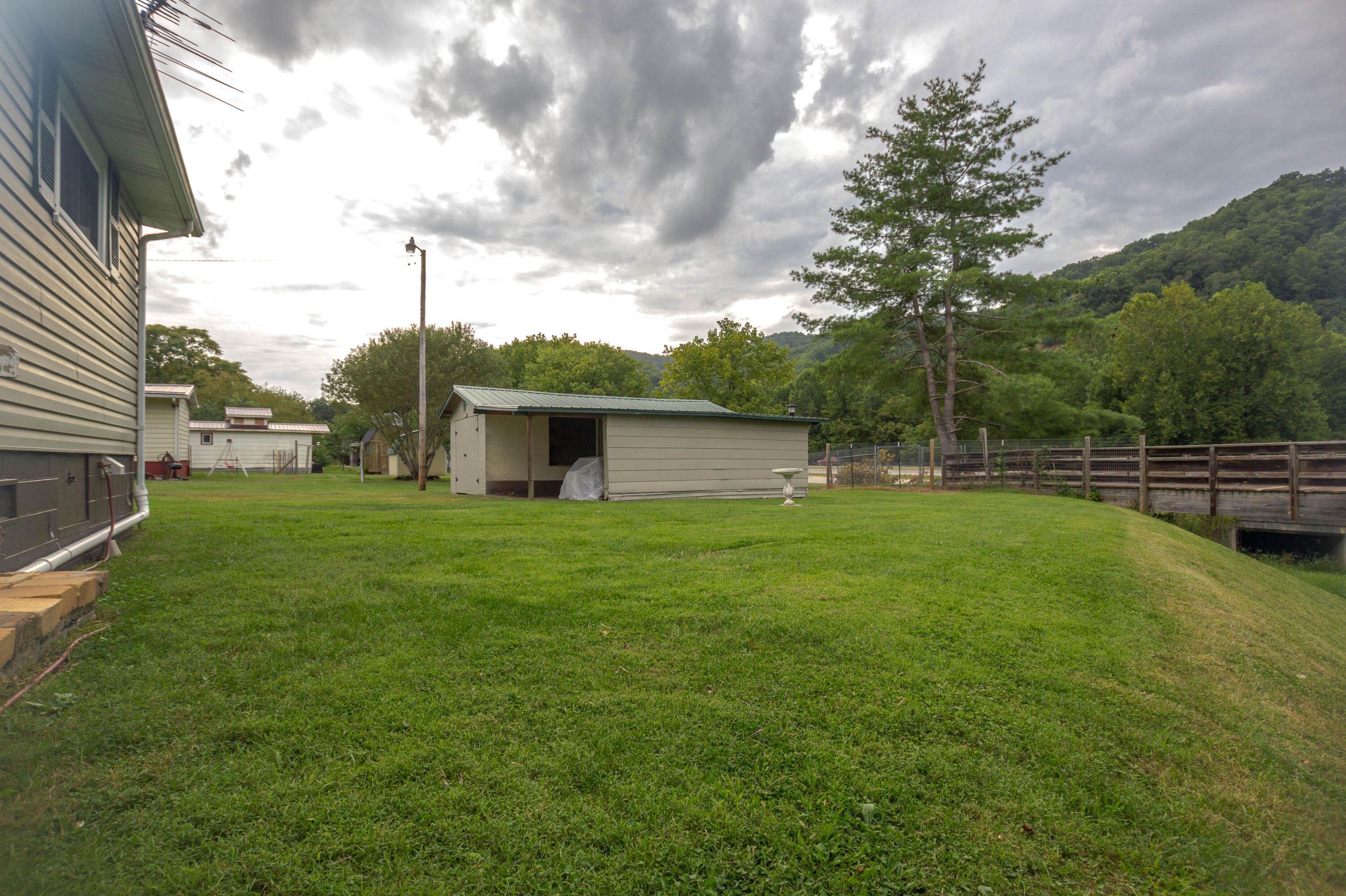 229 Old Fishery Road Erwin, TN 37650 - Photo 32 of 36 IMG_3626