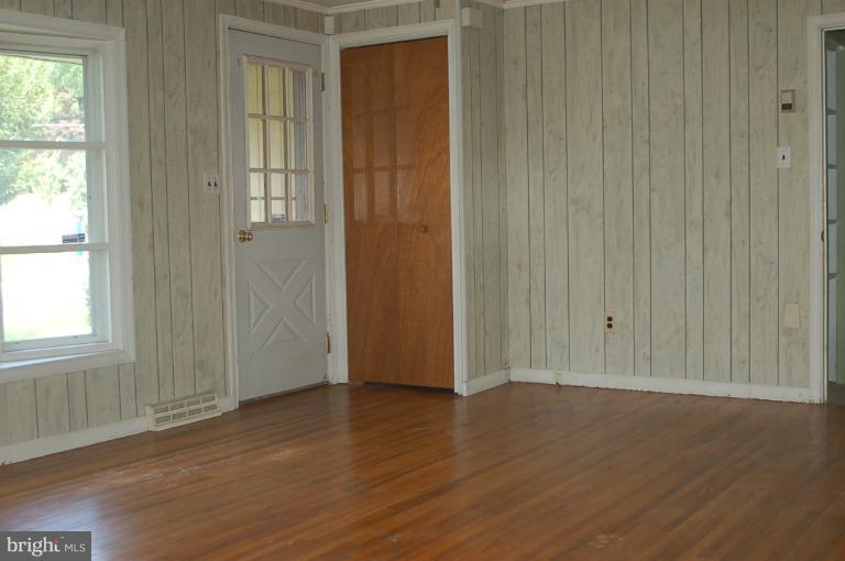 7901 Rocky Ridge Road Thurmont, MD 21788 - Photo 7 of 15 Kitchen