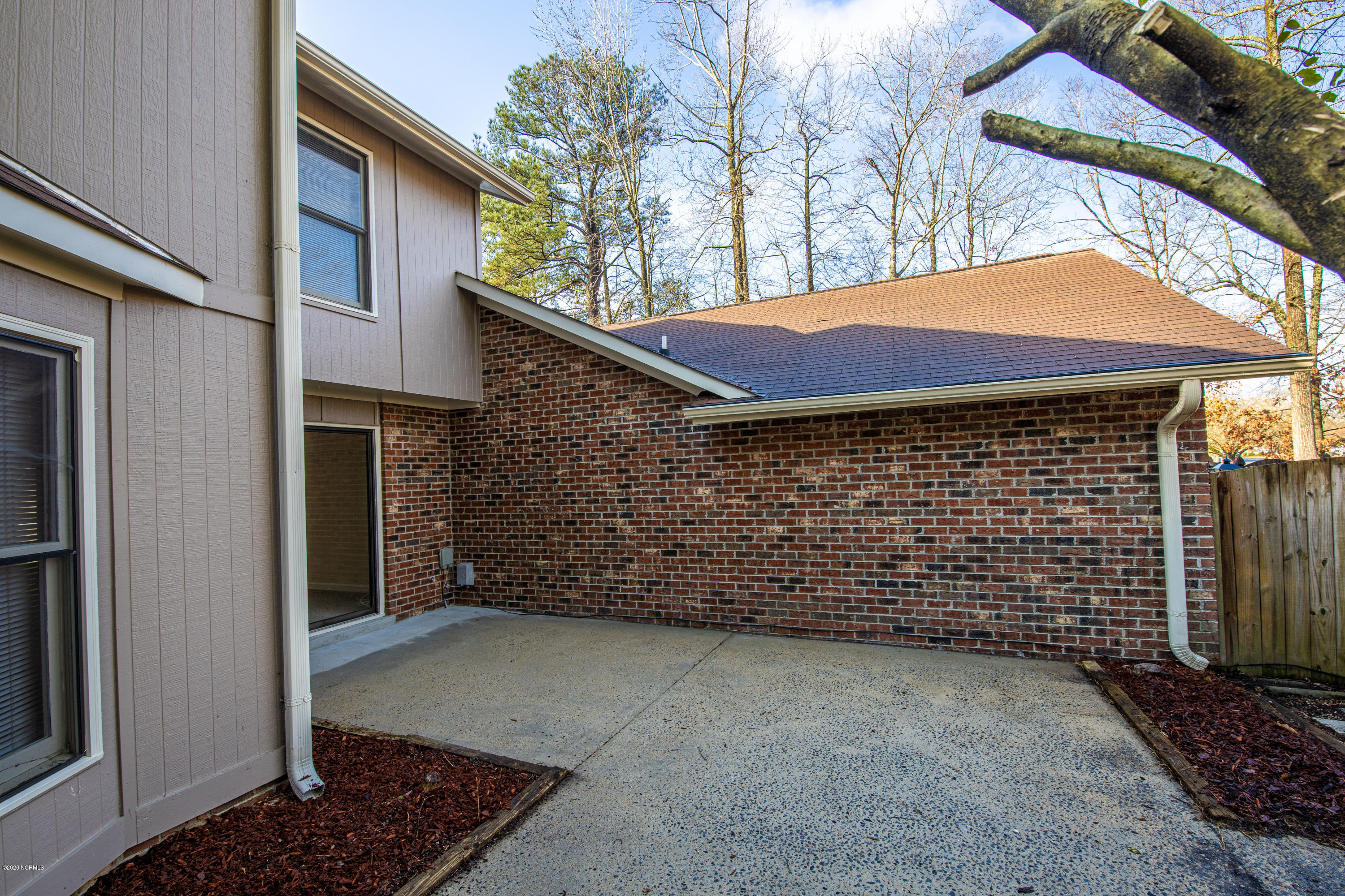 1983 Quail Ridge Road, Unit B Greenville, NC 27858 - Photo 15 of 42 1983 B Quail Ridge-15