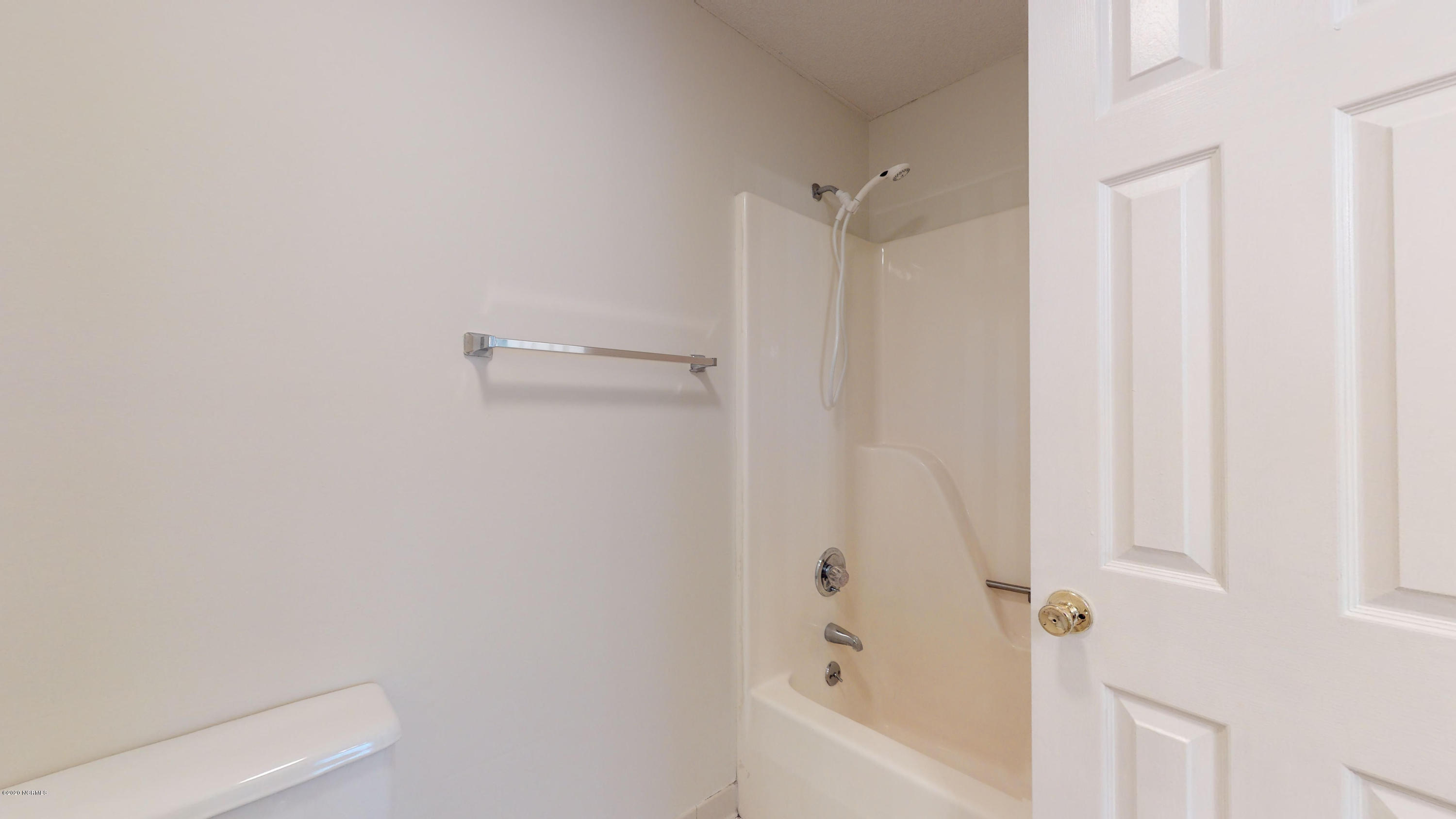 1983 Quail Ridge Road, Unit B Greenville, NC 27858 - Photo 35 of 42 1983 B Quail Ridge-35