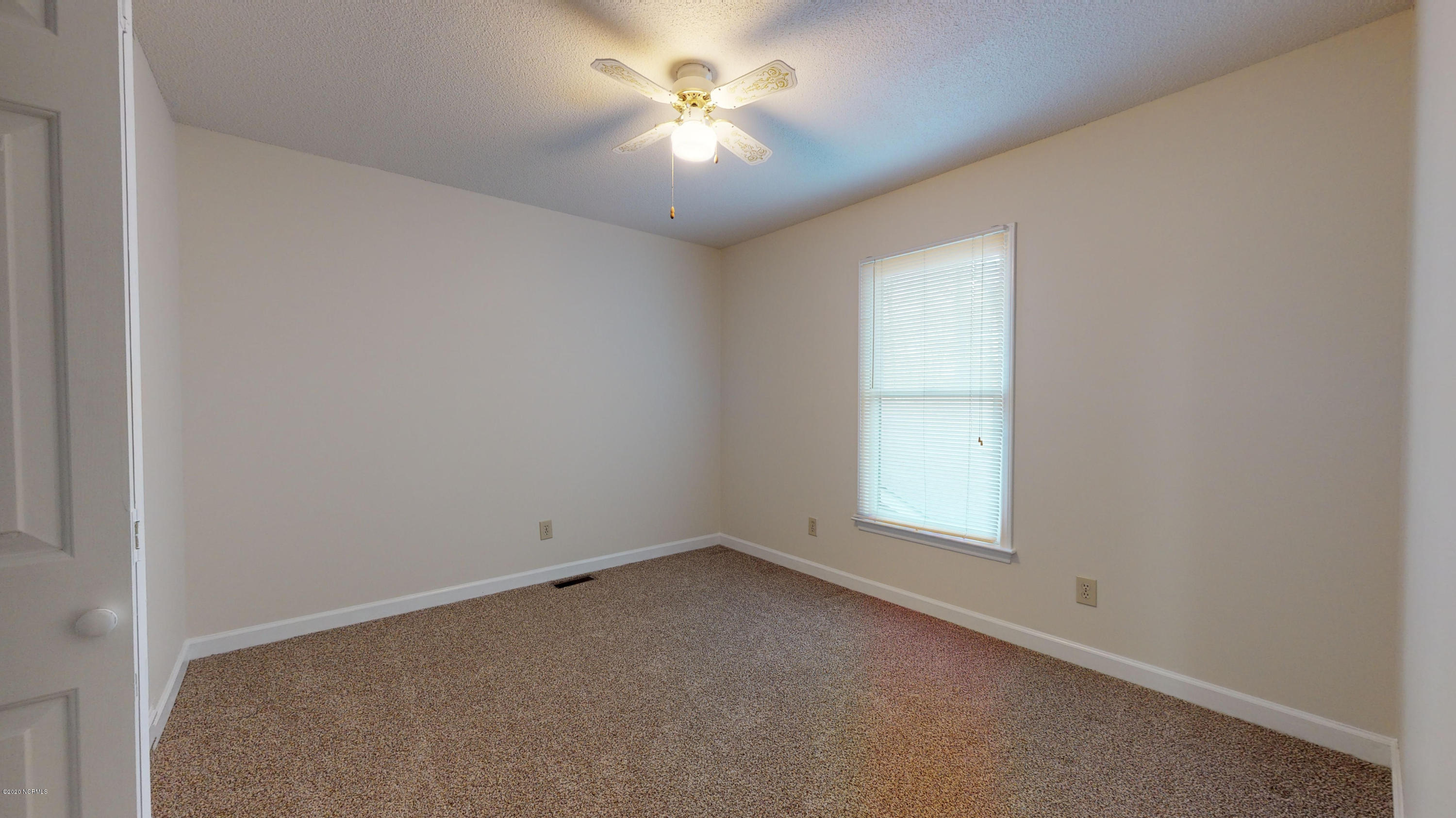 1983 Quail Ridge Road, Unit B Greenville, NC 27858 - Photo 37 of 42 1983 B Quail Ridge-37