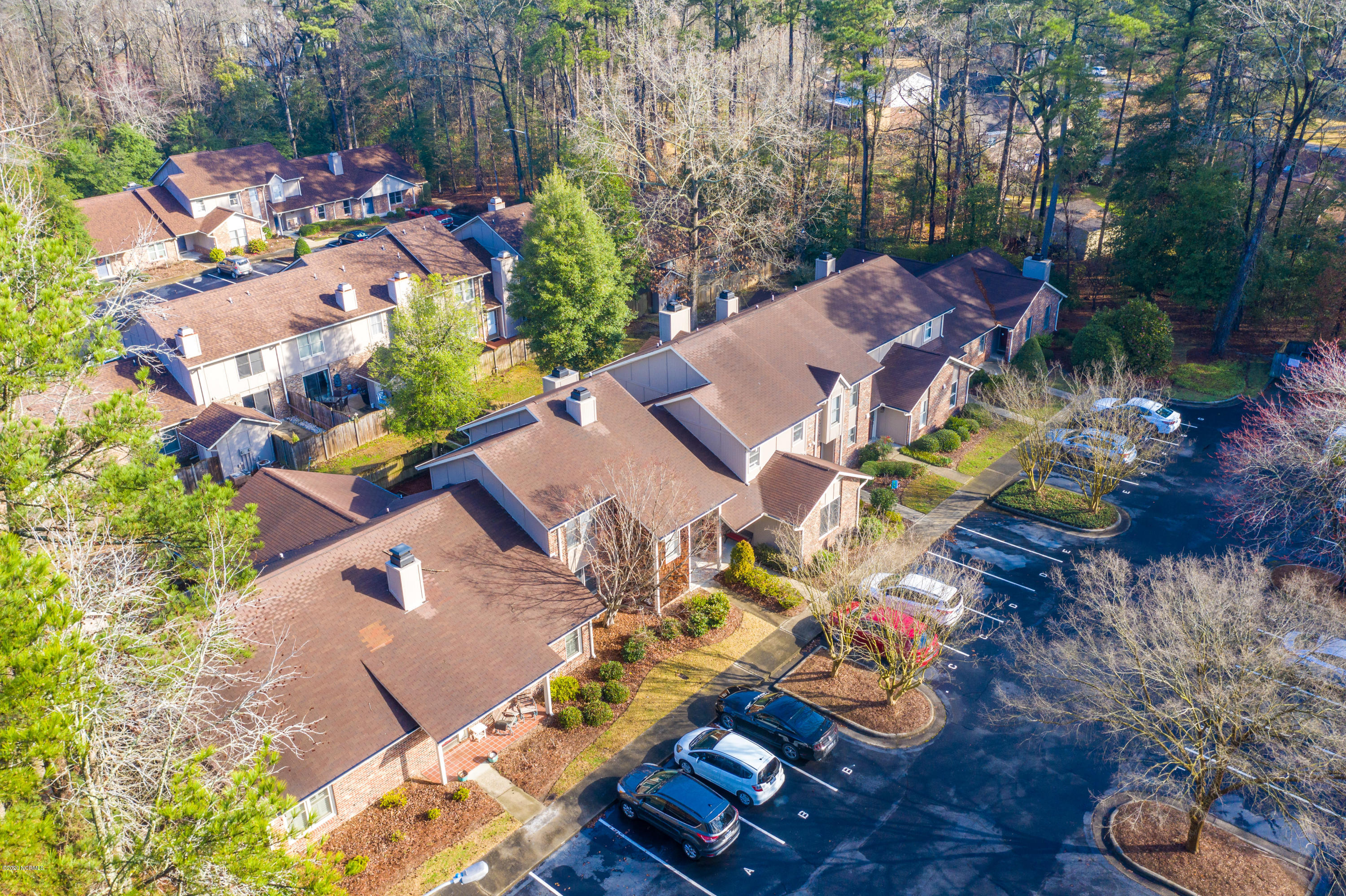1983 Quail Ridge Road, Unit B Greenville, NC 27858 - Photo 5 of 42 1983 B Quail Ridge-5