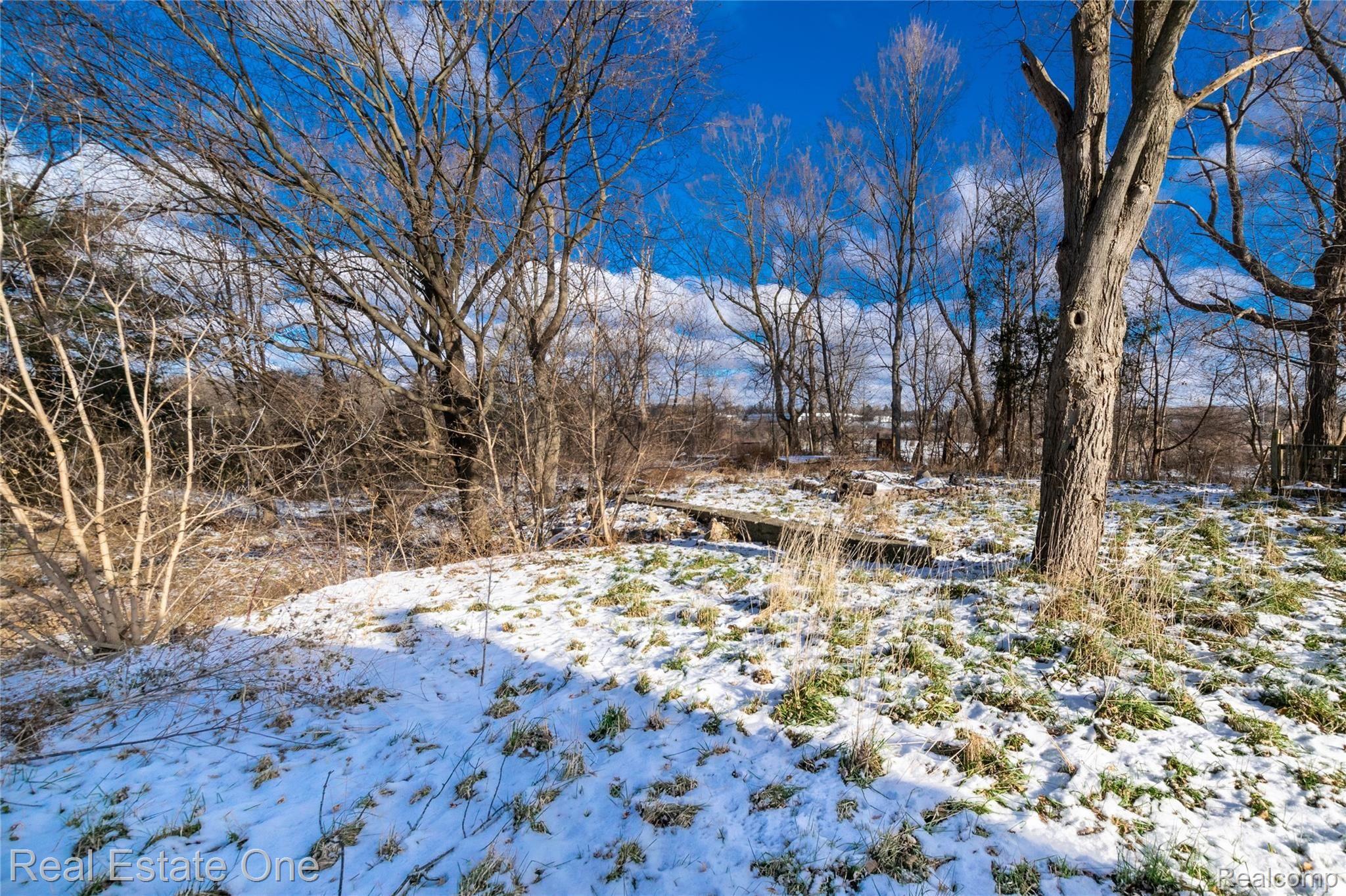 685 Peppermill Road Lapeer, MI 48446 - Photo 3 of 13 685Peppermill-3.jpg